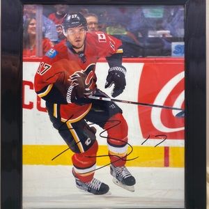 Autographed Photo of Lance Bouma #17 Calgary Flame
